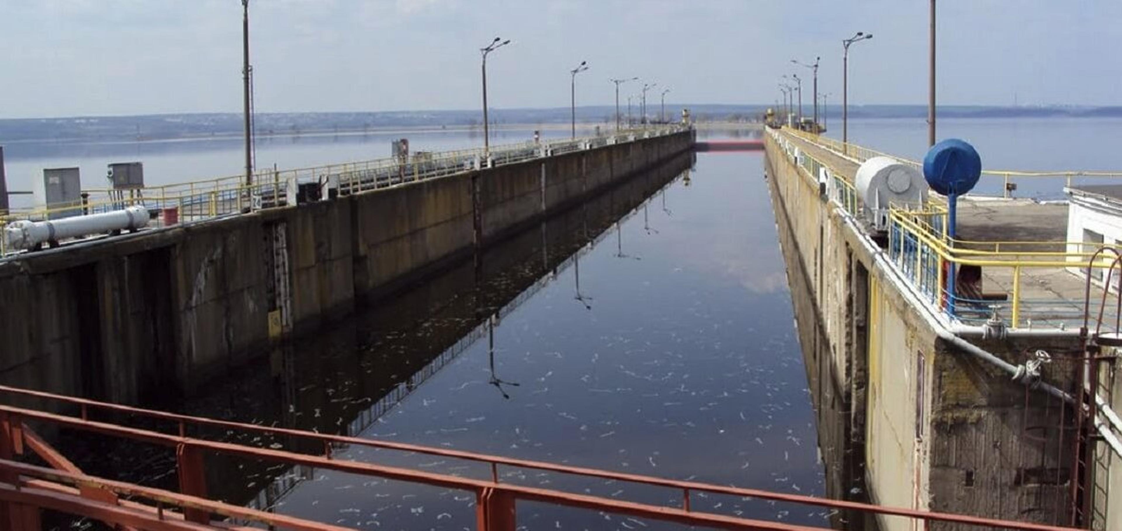 Restoration of Seredniodniprovskyi Navigable Lock